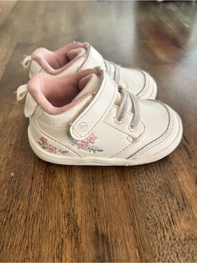 Stride Rite Cream and Pink Floral High-Top Sneakers